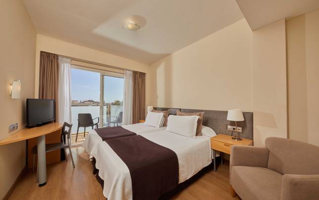 DOUBLE ROOM WITH BALCONY Hotel Sercotel Zurbaran Palma